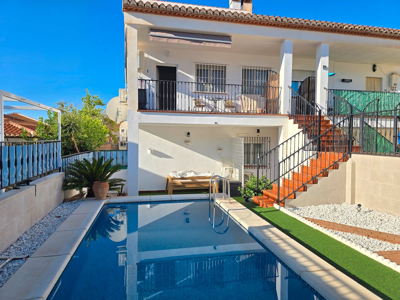 Country house for sale in Alcaucín