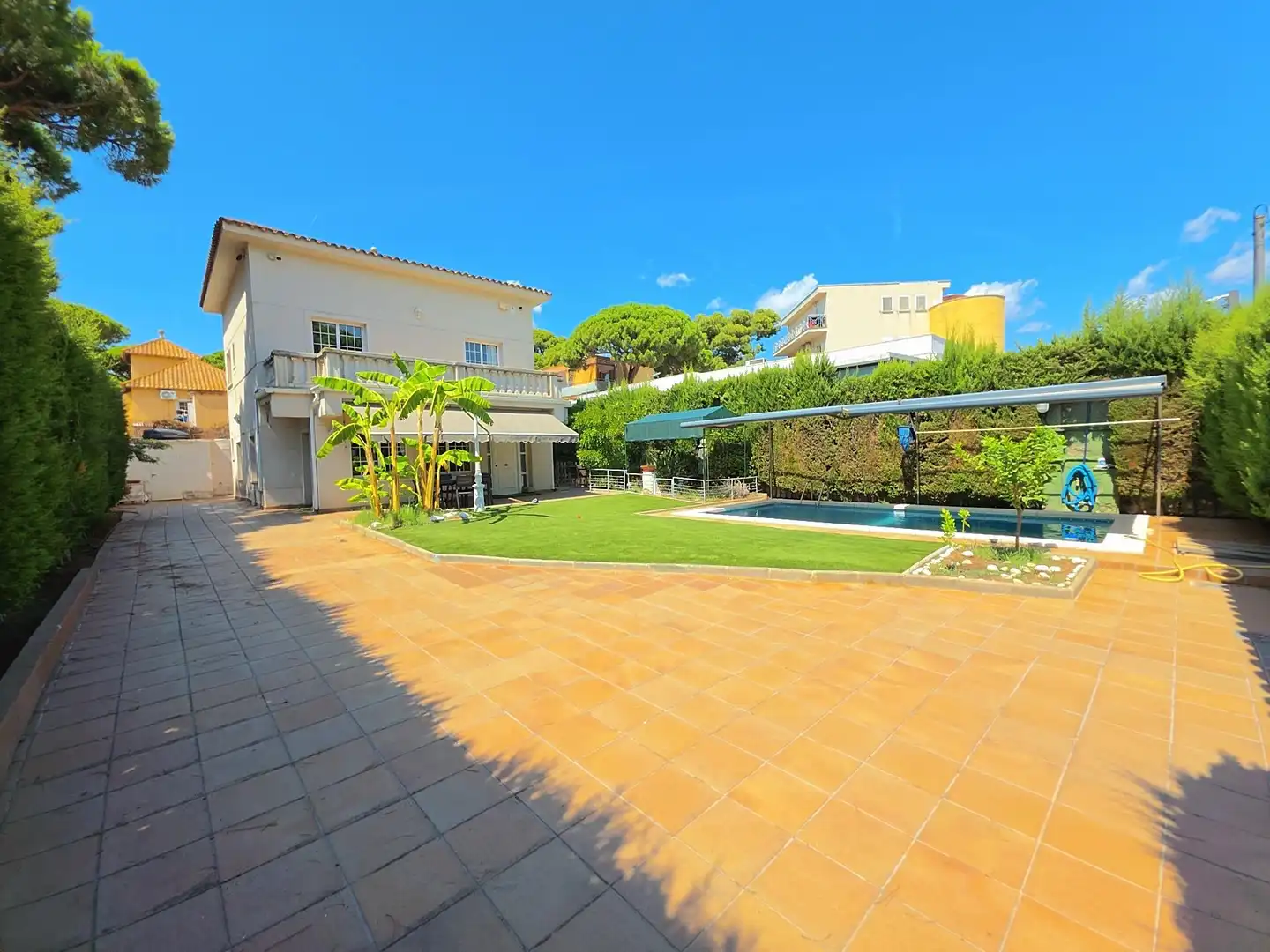 Casa amb terrassa en venda a Carrer NUMERO 14