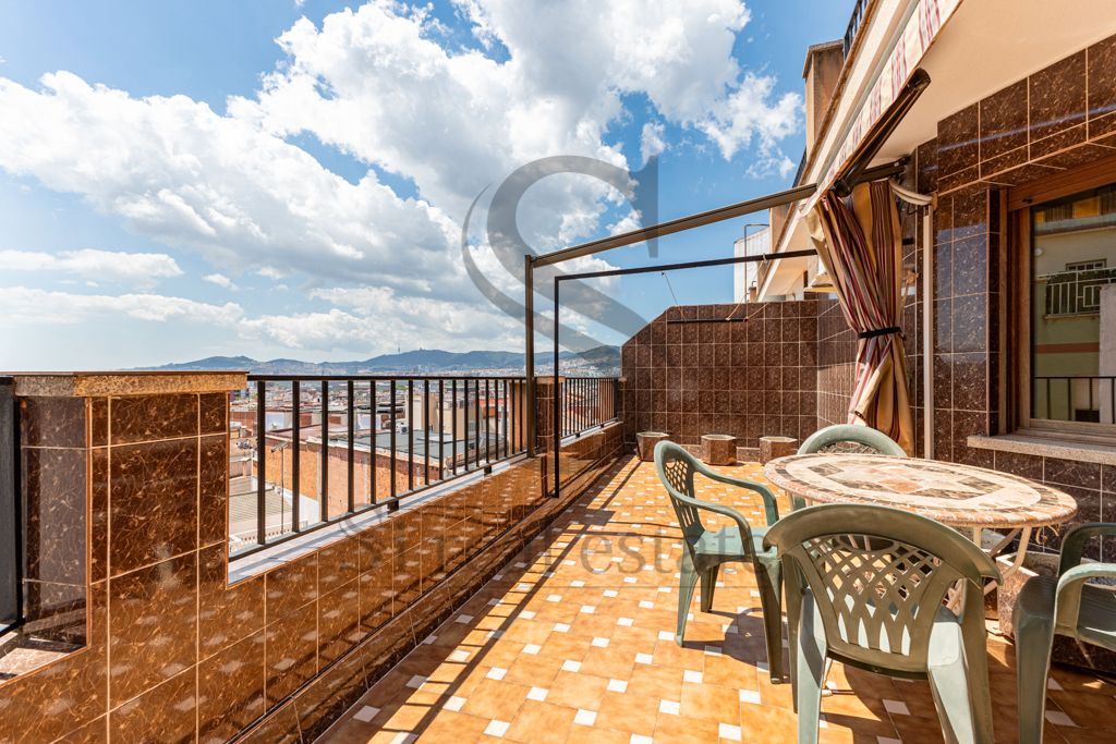 Terrace of Attic for sale in Santa Coloma de Gramenet  with Air Conditioner, Heating and Terrace
