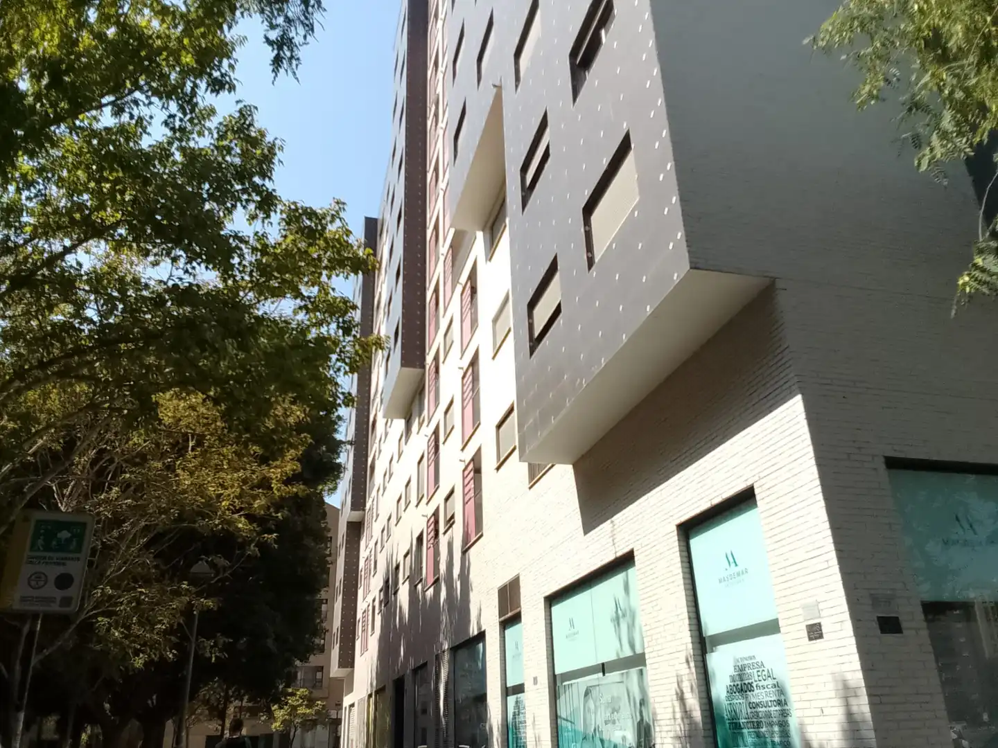 Vista exterior de Piso en venta en Valencia con Aire acondicionado, Calefacción y Horno