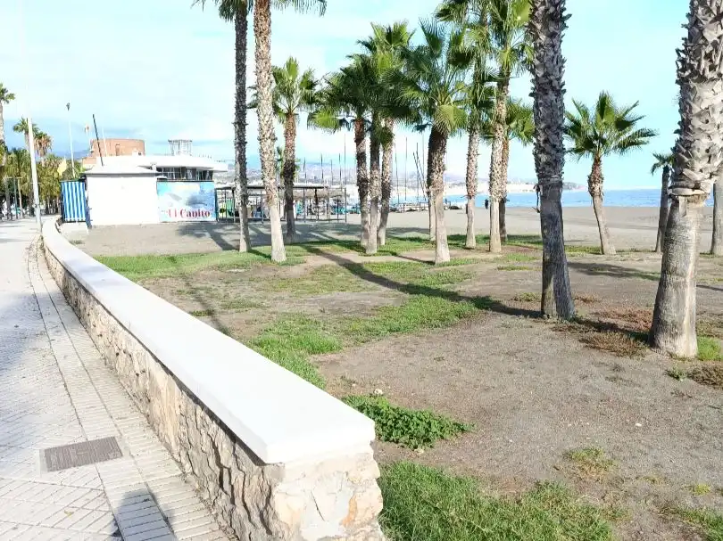 Außenansicht von Wohnung zur Miete in Torre del Mar