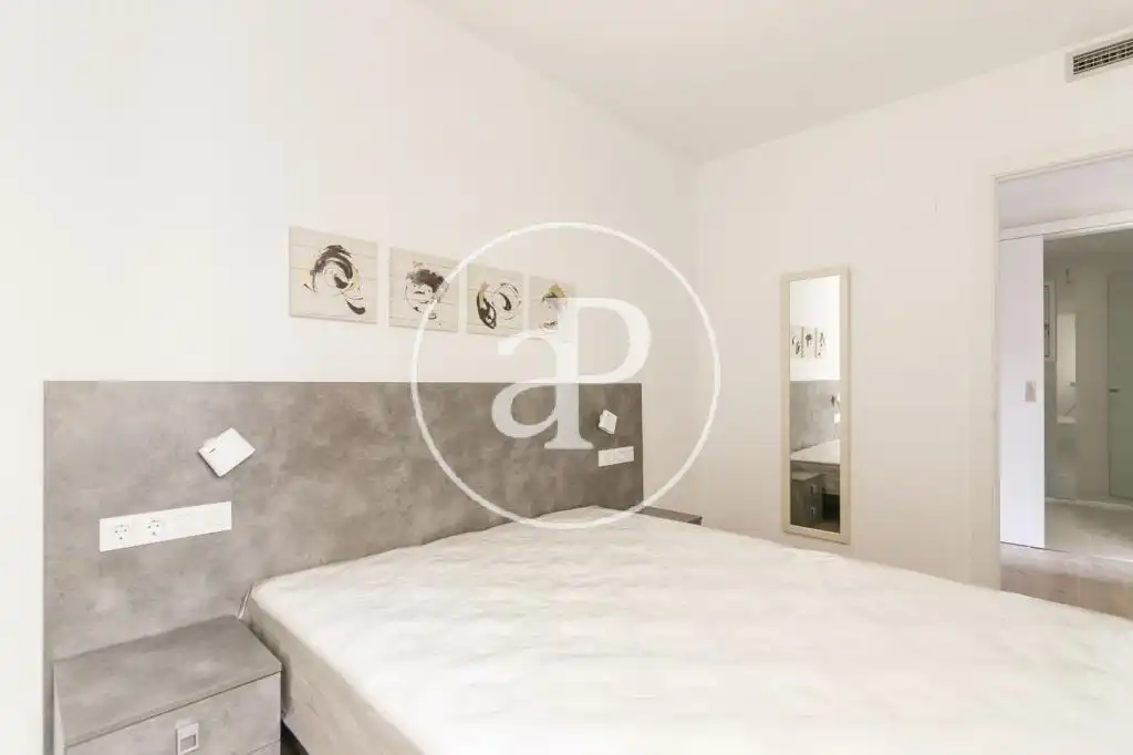 Habitación de Piso de alquiler en Barcelona con Aire acondicionado, Calefacción y Amueblado