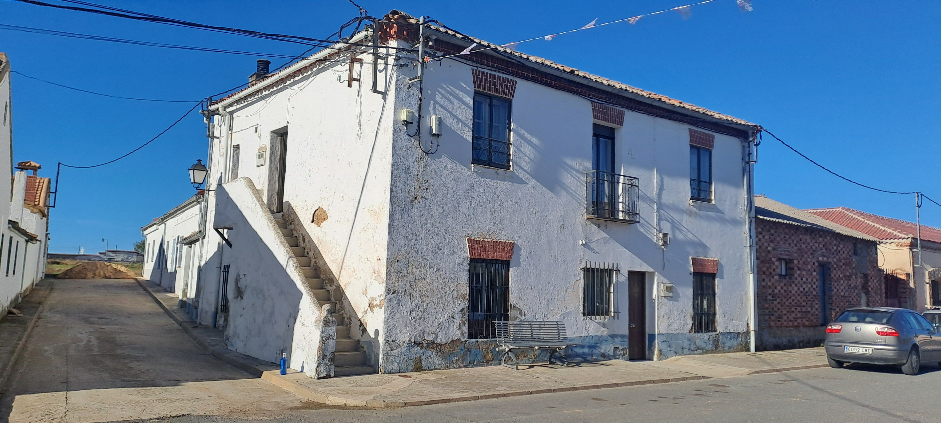 Vista exterior de Casa adosada en venda en Labajos