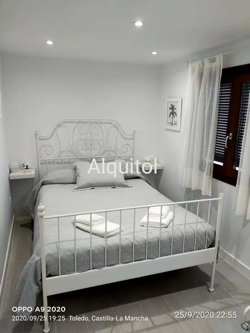 Bedroom of Flat for rent in Toledo  with Air Conditioner, Heating and Terrace