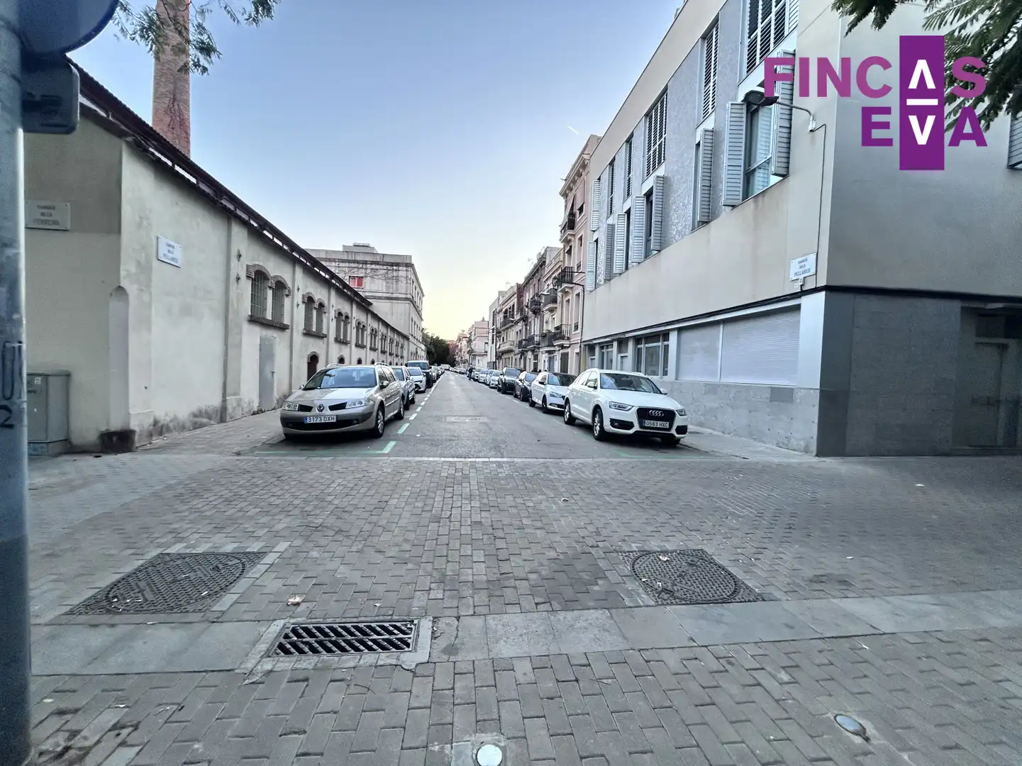 Exterior view of Garage for sale in Barcelona