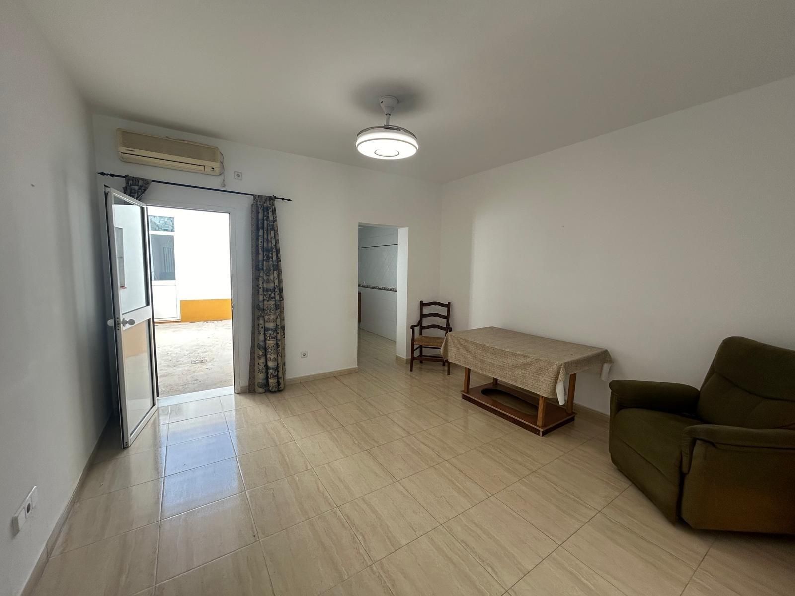 Sala d'estar de Casa o xalet en venda en Los Palacios y Villafranca