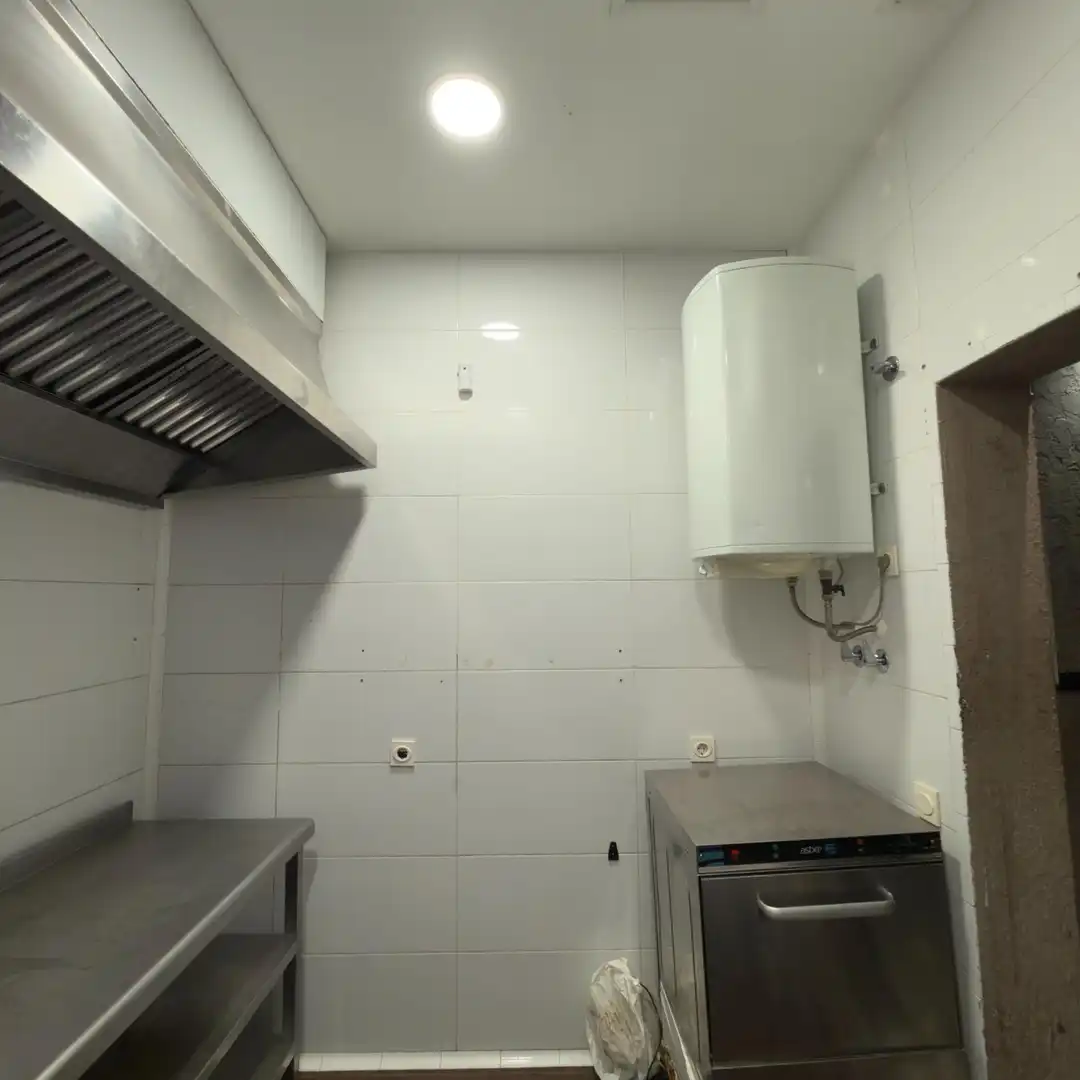Local comercial en venta en Calle de las Comedias, imagen 5