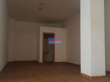 Business premises to rent in Coiro