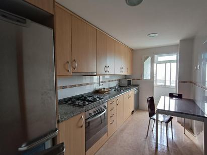 Küche von Wohnung zum verkauf in Castellón de la Plana / Castelló de la Plana mit Klimaanlage und Balkon