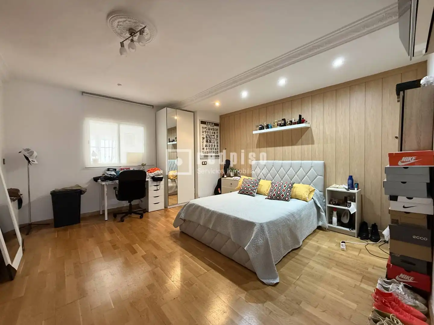 Dormitori de Casa o xalet en venda en Alhaurín de la Torre amb Aire condicionat, Jardí privat i Terrassa