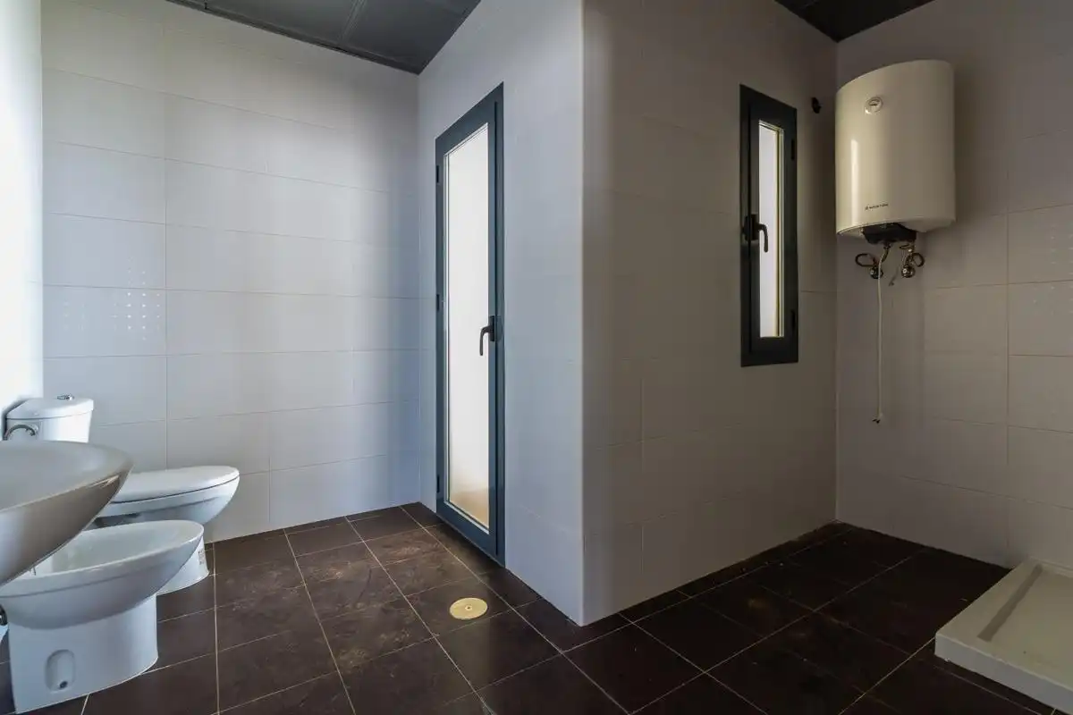 Baño de Oficina de alquiler en El Ejido
