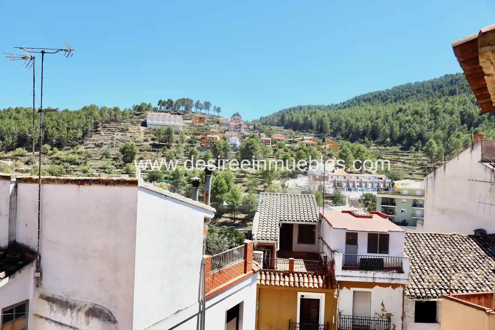 Buildings for sale in Carrer Calvari, Sueras / Suera