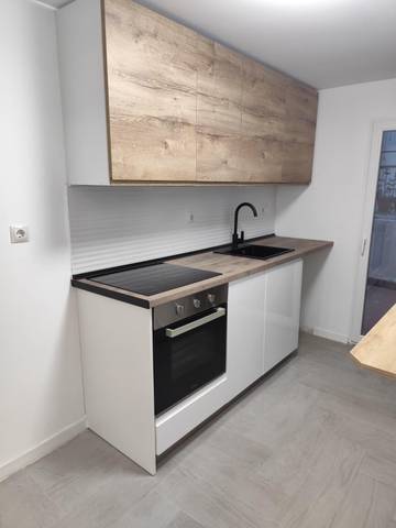 Piso en Venta en BATALLA DE CLAVIJO en Barrio de Delicias