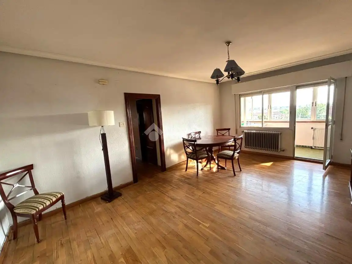 Sala de estar de Piso en venta en Medina del Campo con Calefacción