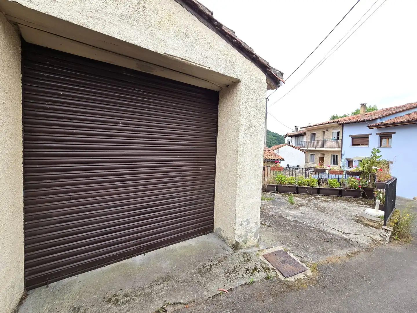 Aparcament de Casa o xalet en venda en Llanes amb Calefacció, Terrassa i Traster