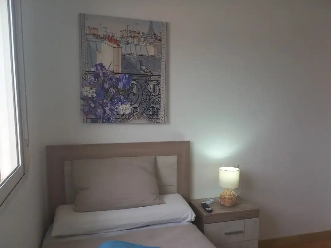 Bedroom of Flat for share in Monforte del Cid, Alicante