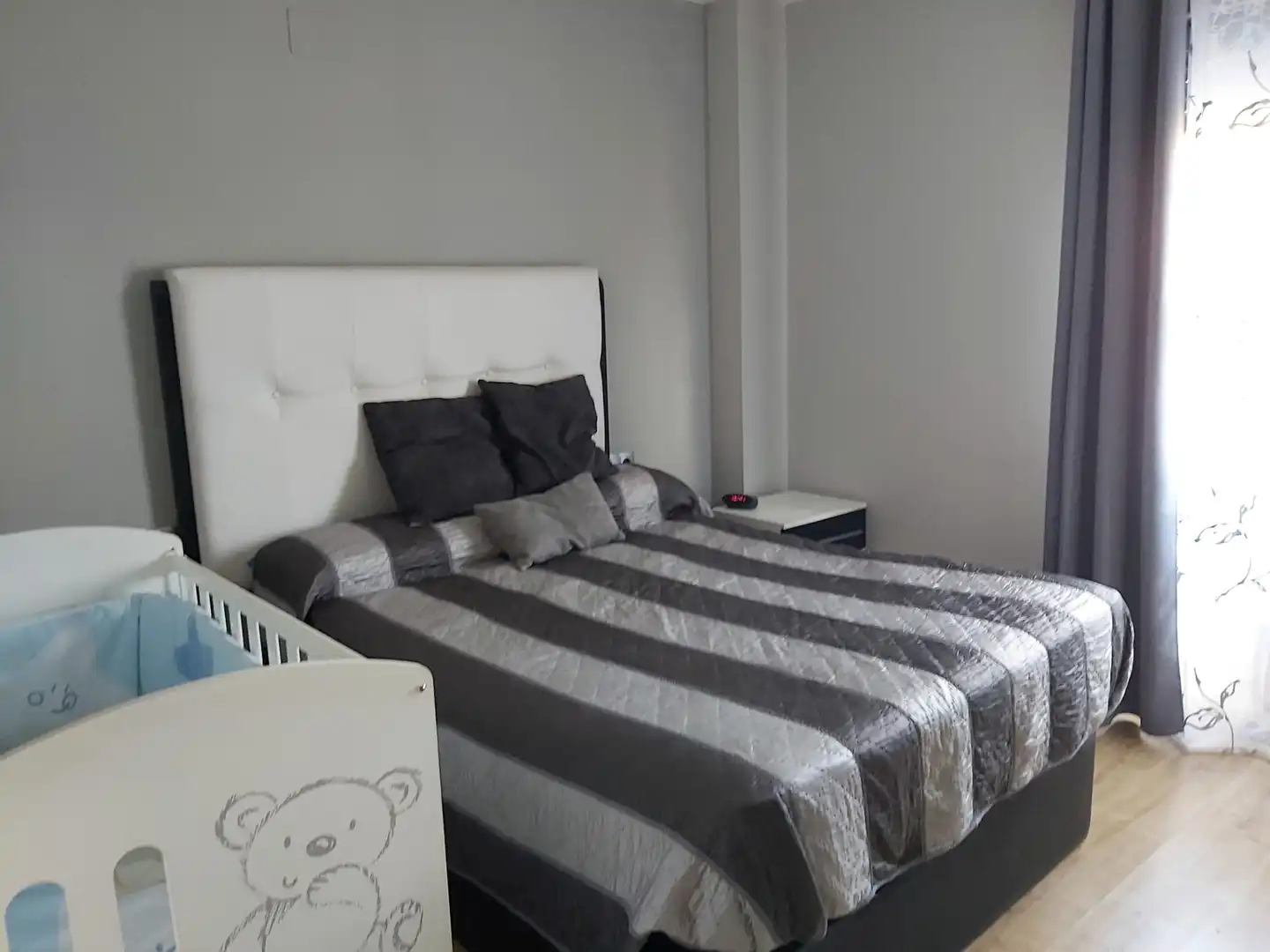 Bedroom of Flat for sale in Córdoba  with Air Conditioner, Heating and Storage room