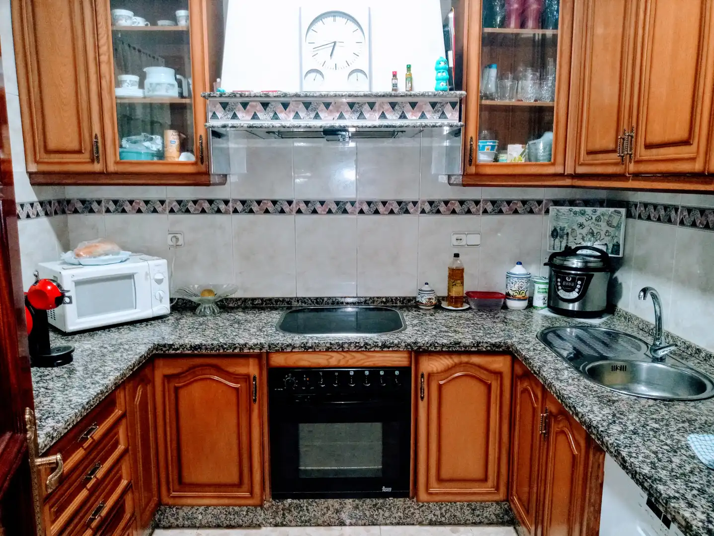 Cuina de Pis en venda en Mairena del Alcor amb Aire condicionat, Terrassa i Balcó