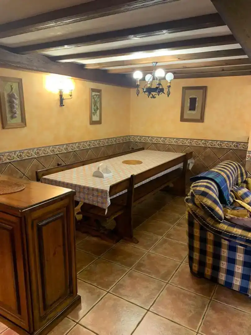 Casa adosada en venda en Clavijo amb Jardí privat, Traster i Piscina