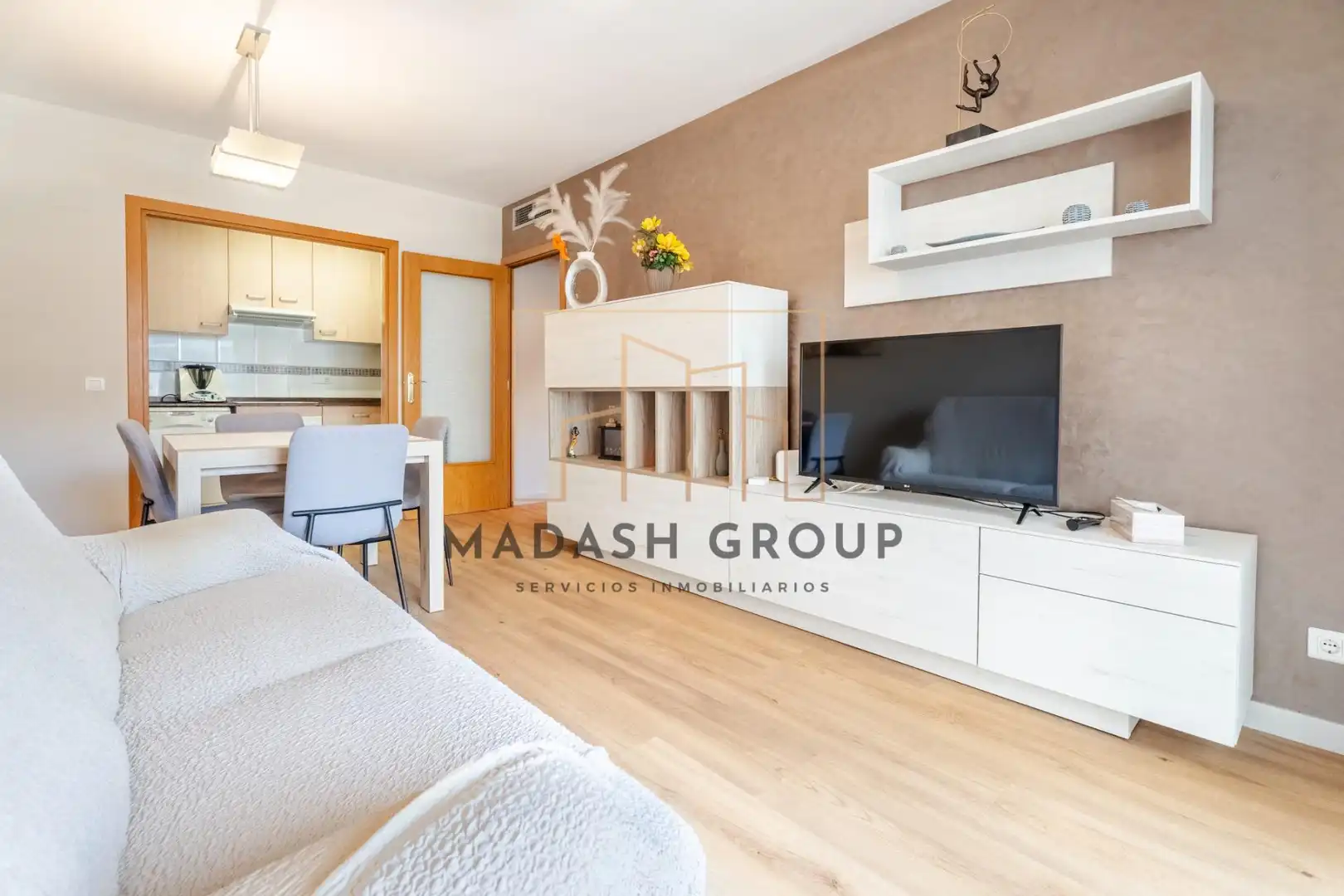 Wohnung zur Miete in Carrer FELIP PEDRELL, Nou Eixample Sud