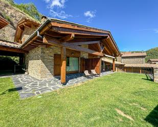 Vista exterior de Casa o xalet de lloguer en Montellà i Martinet amb Calefacció, Jardí privat i Terrassa