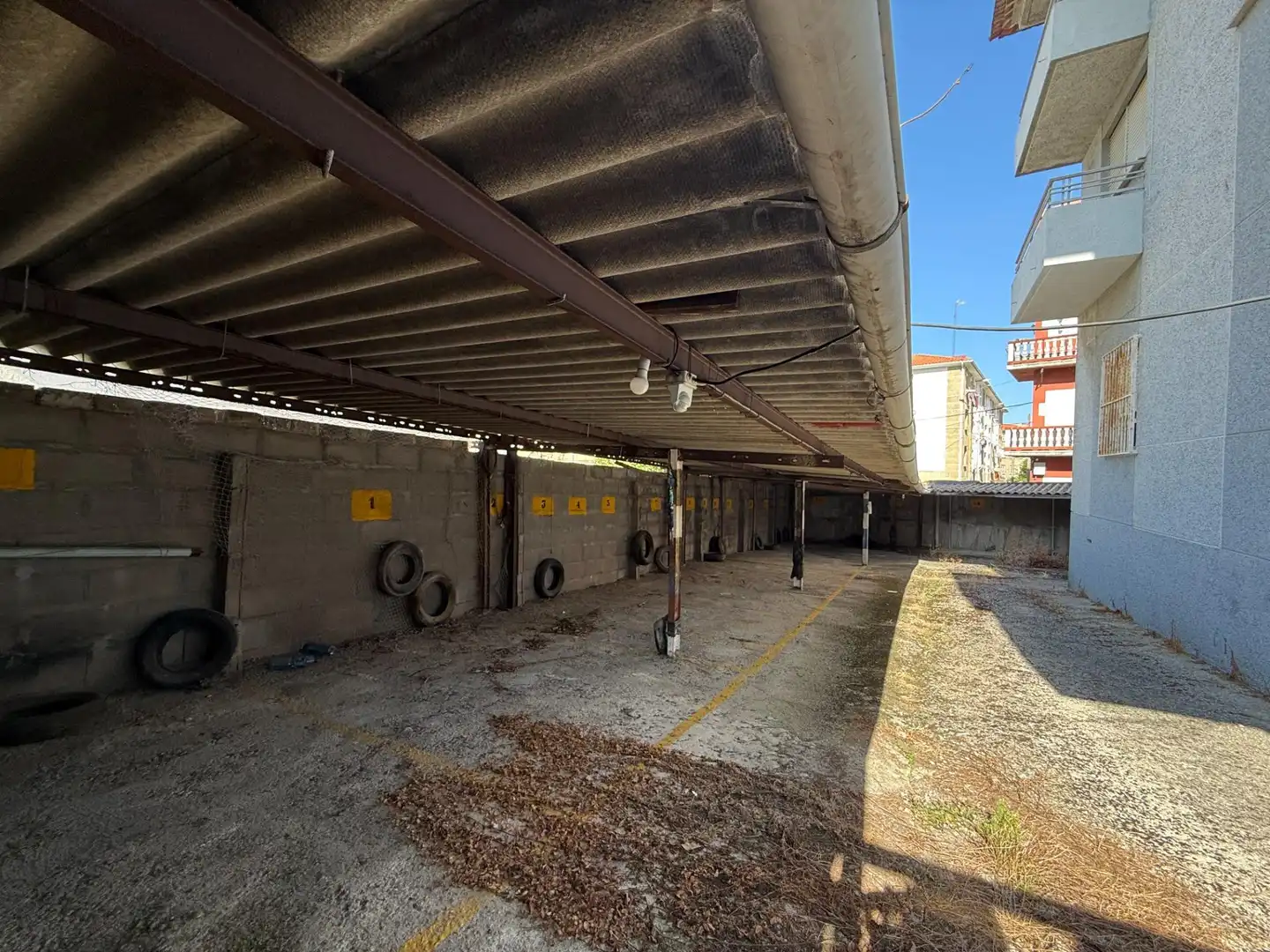 Aparcament de Casa o xalet en venda en Vigo  amb Terrassa i Balcó