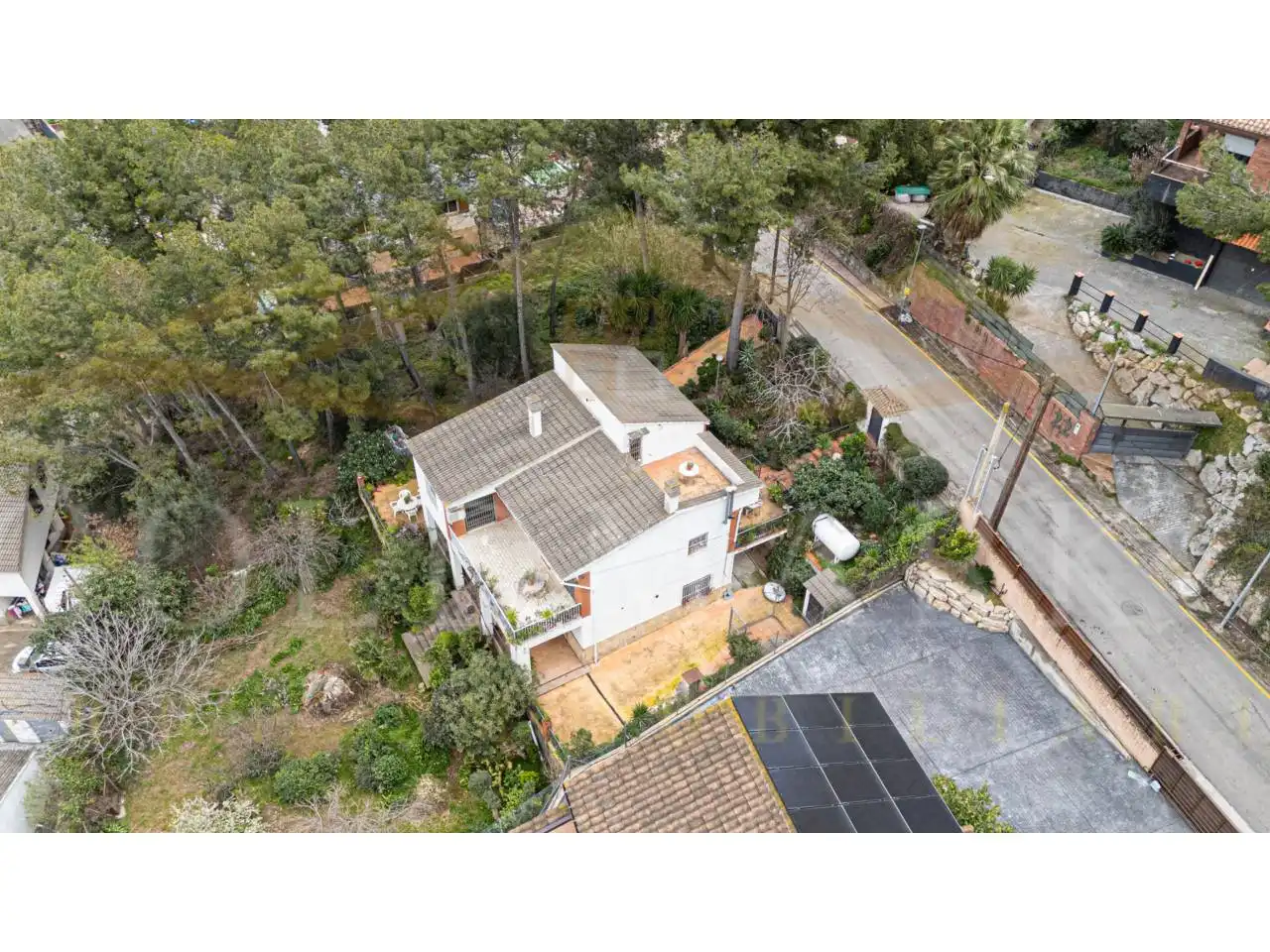Vista exterior de Casa o xalet en venda en Corbera de Llobregat amb Aire condicionat, Calefacció i Jardí privat