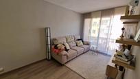 Living room of Flat for sale in Sant Boi de Llobregat  with Air Conditioner, Heating and Parquet flooring