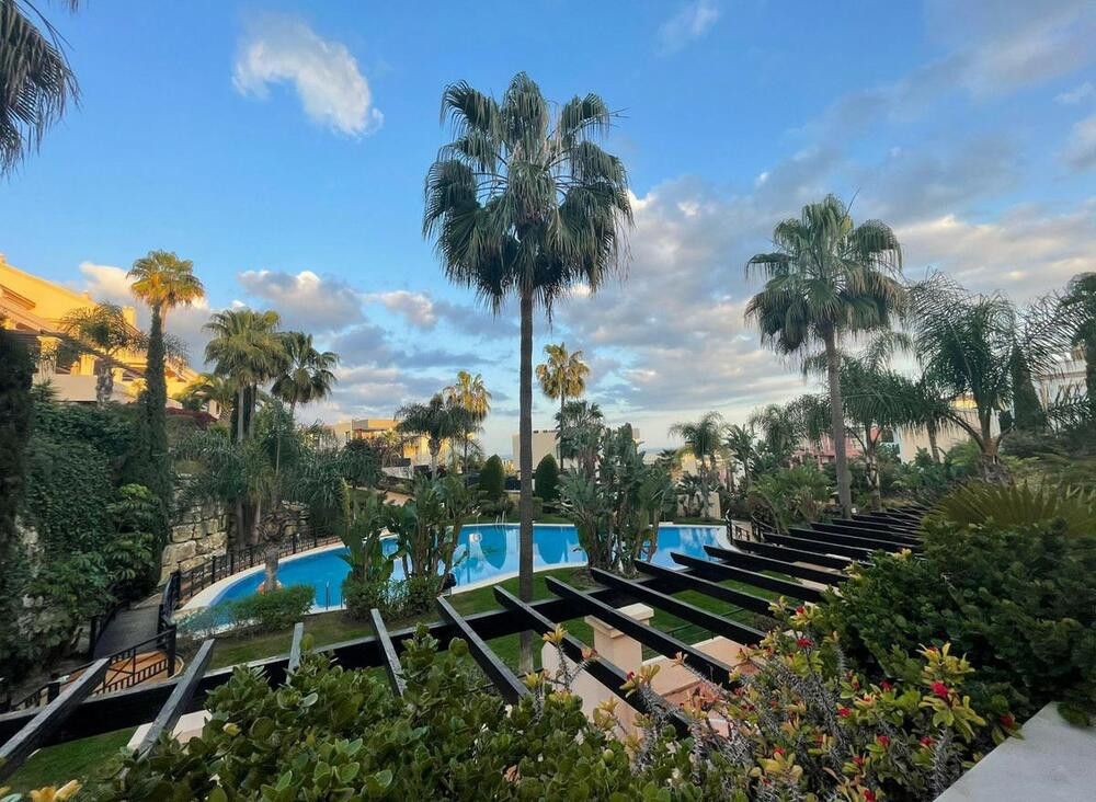 Jardí de Apartament de lloguer en Marbella amb Aire condicionat, Terrassa i Traster