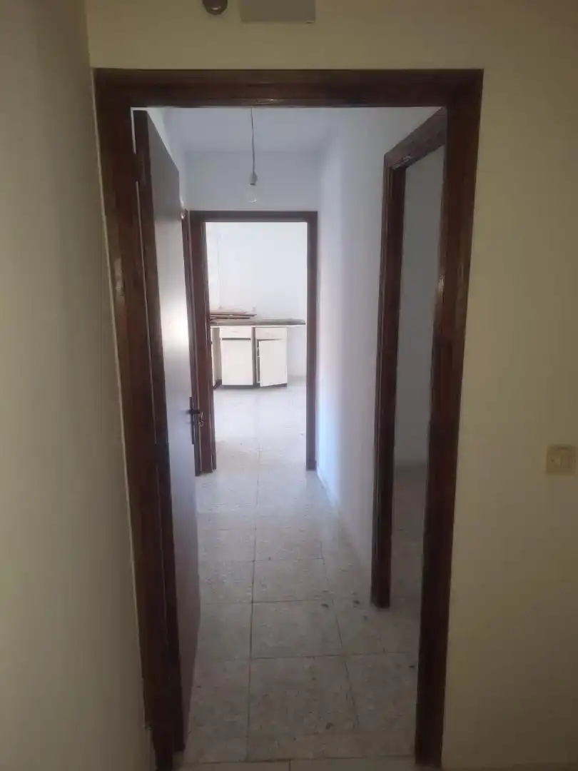 Casa adosada en venda en Castellar de Santiago amb Moblat i Balcó