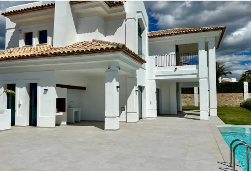Casa amb piscina en venda a Golf Bahía, imagen 25
