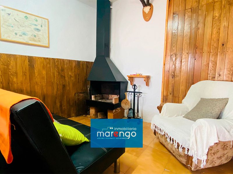 Sala d'estar de Casa o xalet en venda en Castell de Cabres amb Traster i Moblat