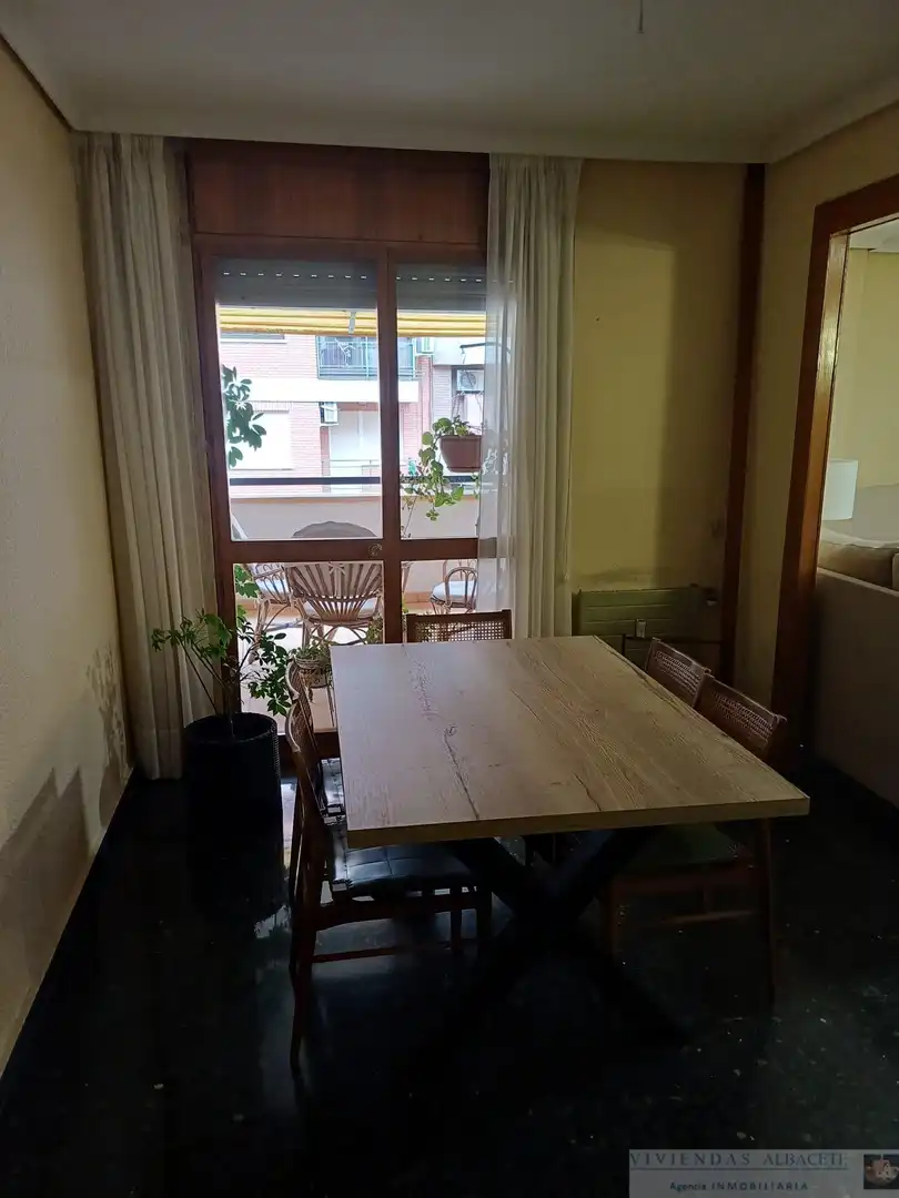 Esszimmer von Wohnung zur Miete in Centro