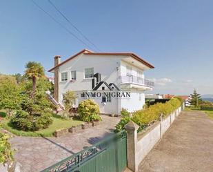 Exterior view of House or chalet for sale in Nigrán  with Heating, Private garden and Balcony