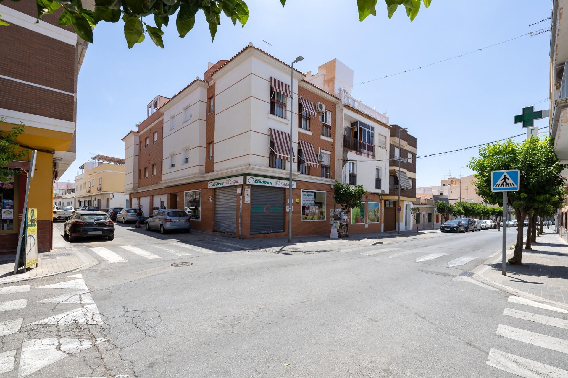 Vista exterior de Pis en venda en Motril