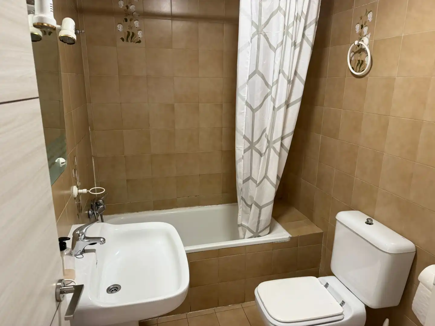Flat with lift to rent in Beiro, imagen 4