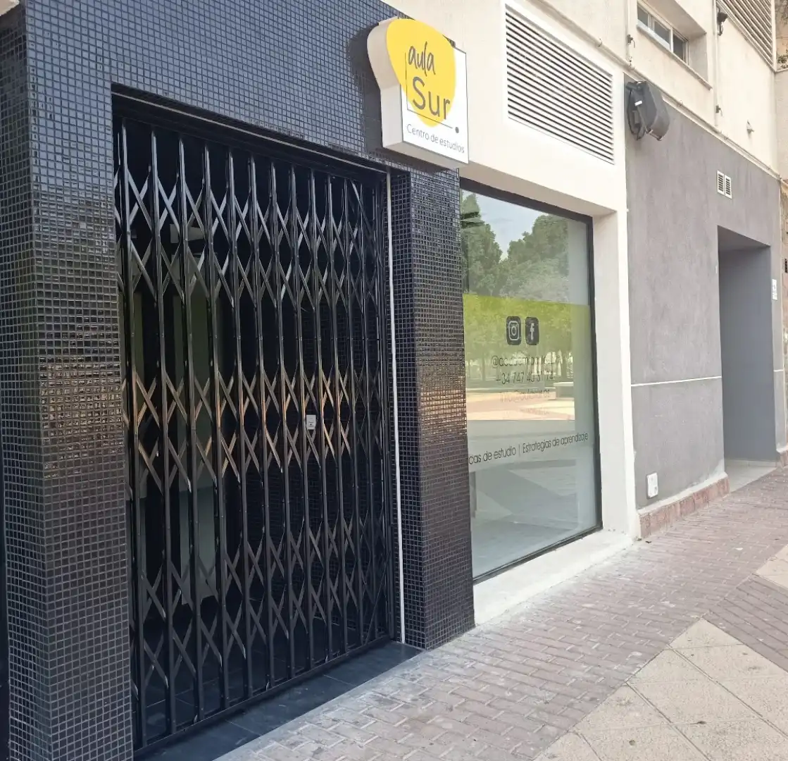 Oficina de alquiler en Calle Maestro Ibarra, 7, Ronda Sur