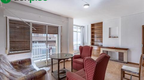 Foto 4 de Piso en venta en  Maria Luisa de Dios, 4, Pajaritos,  Granada Capital