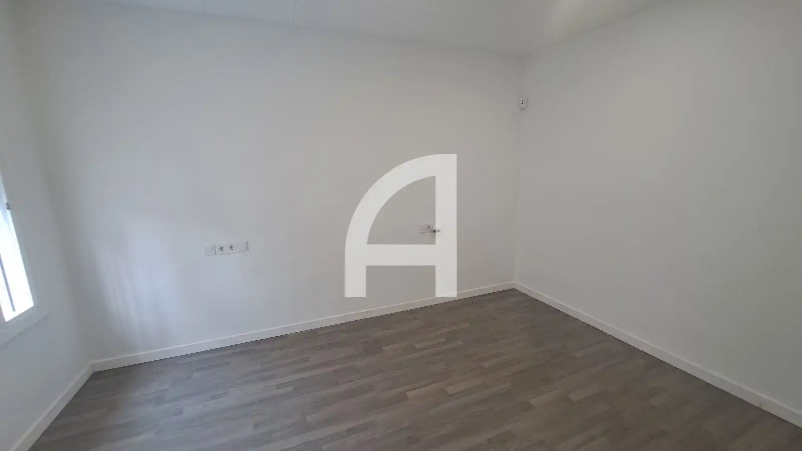 Piso en venta en Terrassa con Calefacción y Terraza