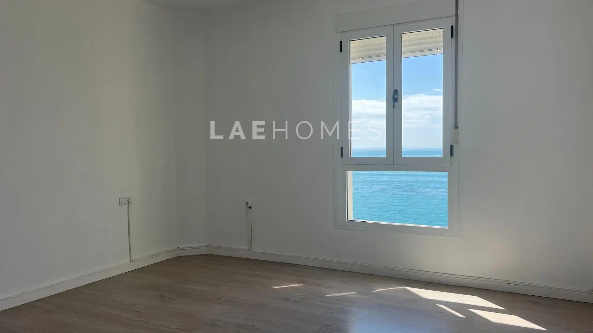 Schlafzimmer von Dachboden zur Miete in Málaga mit Parkett