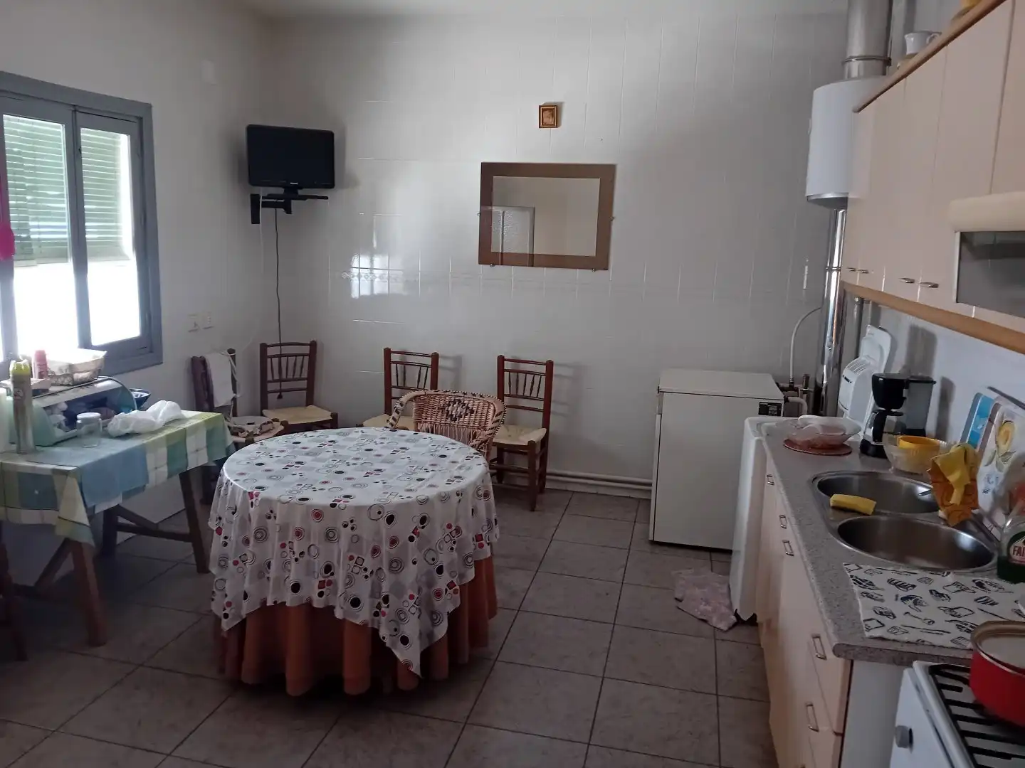 Cuina de Casa o xalet en venda en Torralba de Calatrava amb Calefacció, Terrassa i Traster