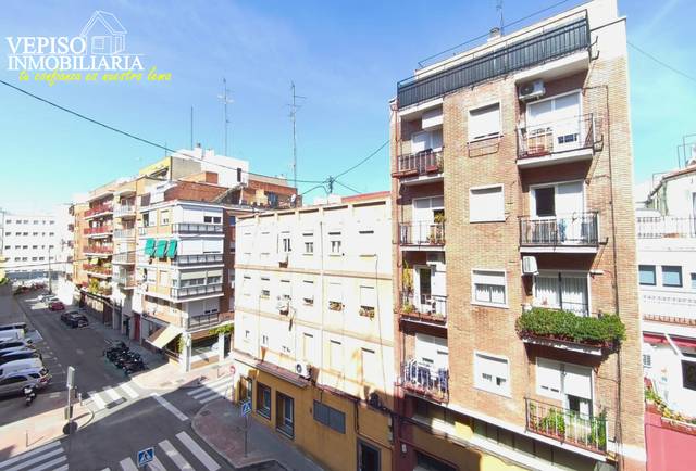 Piso en Venta en Calle de la Constancia en Prosperidad