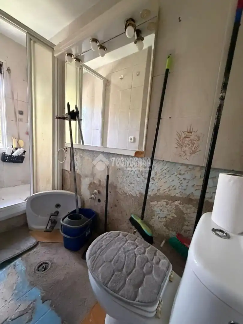 Bathroom of Flat for sale in Torrejón de Ardoz