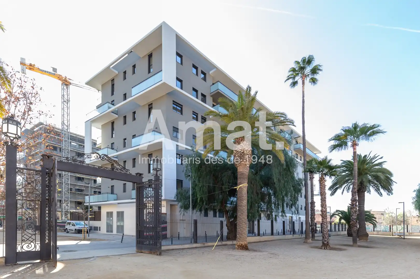 Business premises for sale in CARLES MARTI FECED