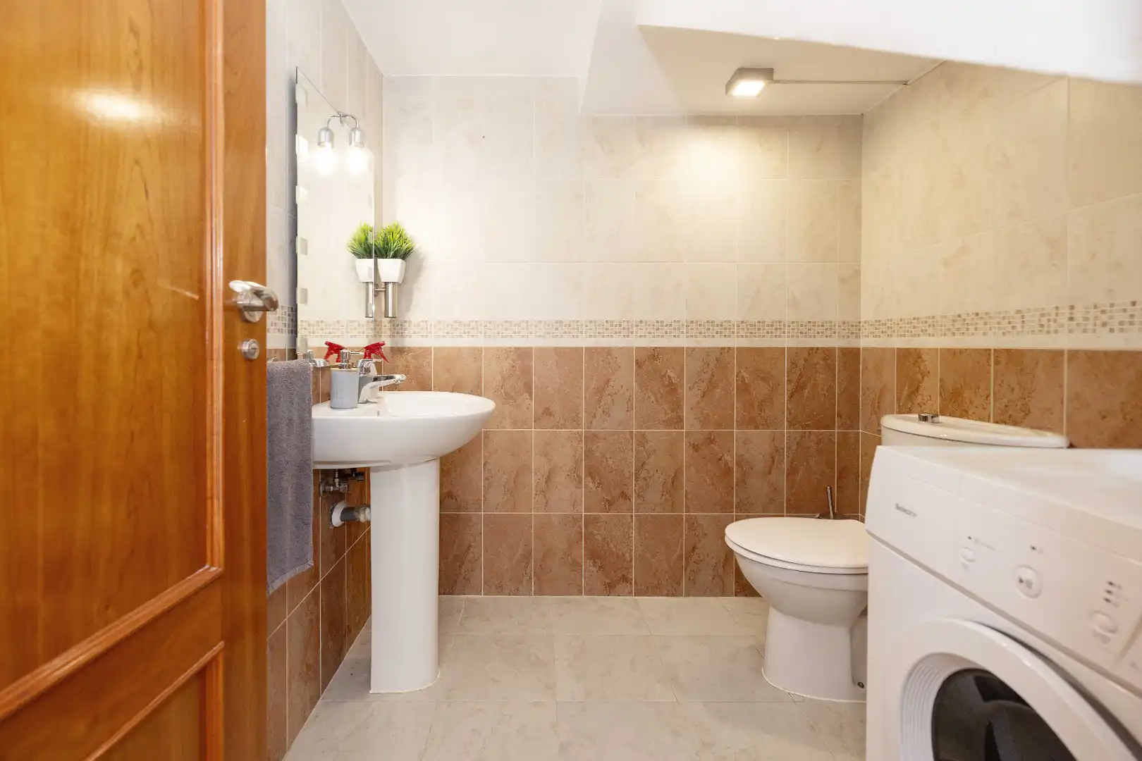 Bathroom of Detached homes for sale in Marbella  with Air Conditioner, Heating and Private garden
