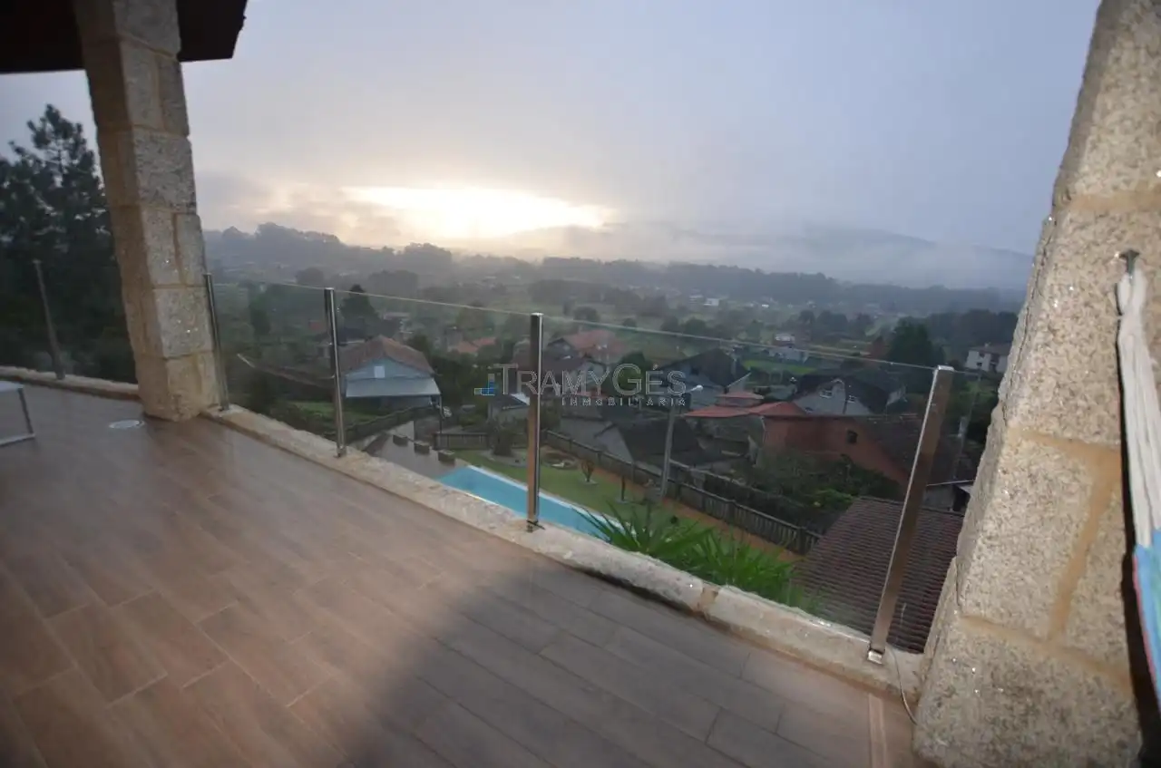 Terraza de Casa o chalet en venta en Tui con Calefacción, Jardín privado y Terraza