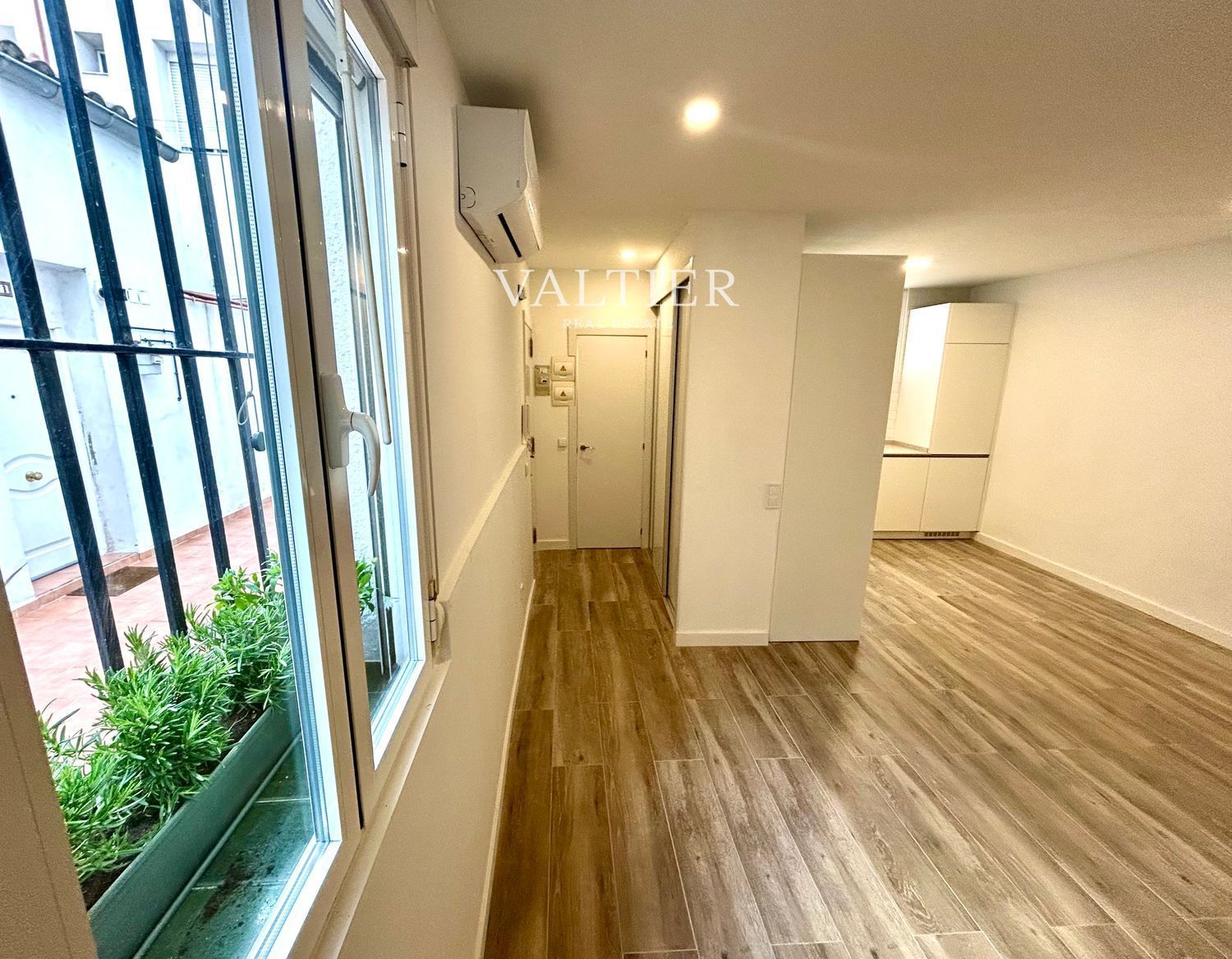 Dúplex de alquiler en DE HERNANI, Cuatro Caminos - Azca