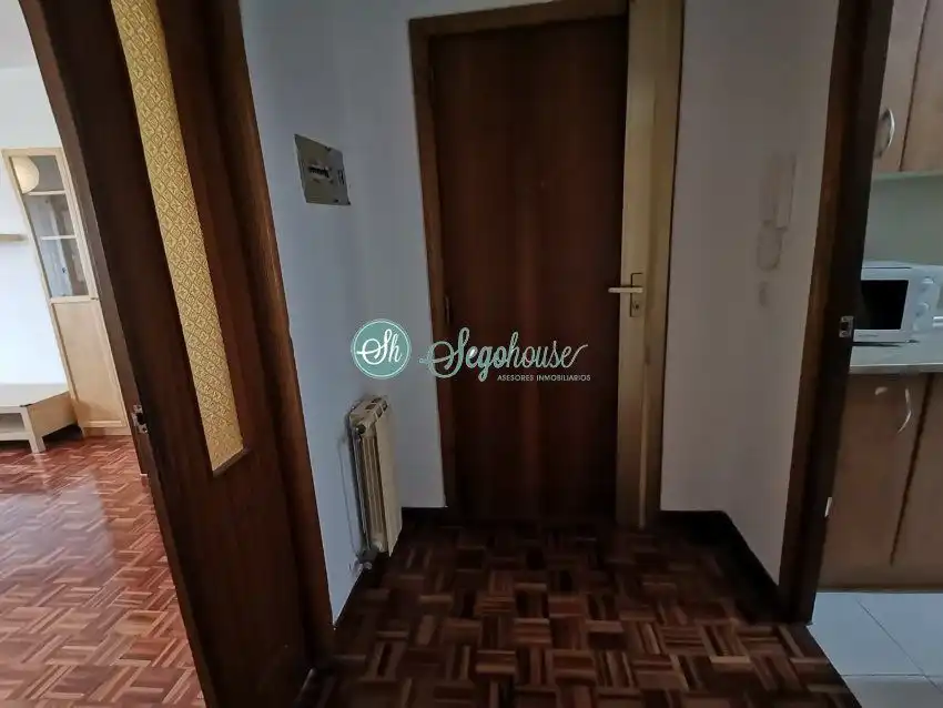 Piso en venta en Segovia con Calefacción, Parquet y Terraza