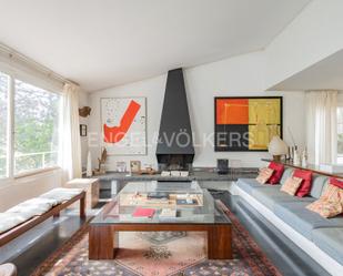 Living room of House or chalet for sale in  Barcelona Capital  with Air Conditioner, Heating and Private garden