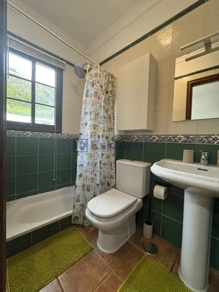 Casa amb piscina en venda a Calle Aceviño, imagen 17